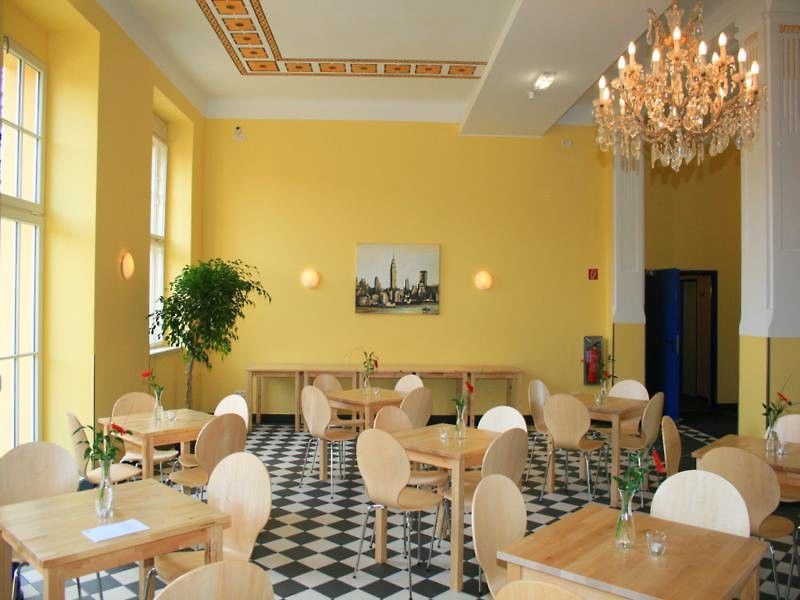 Albergue A&O Leipzig Hauptbahnhof Restaurante foto